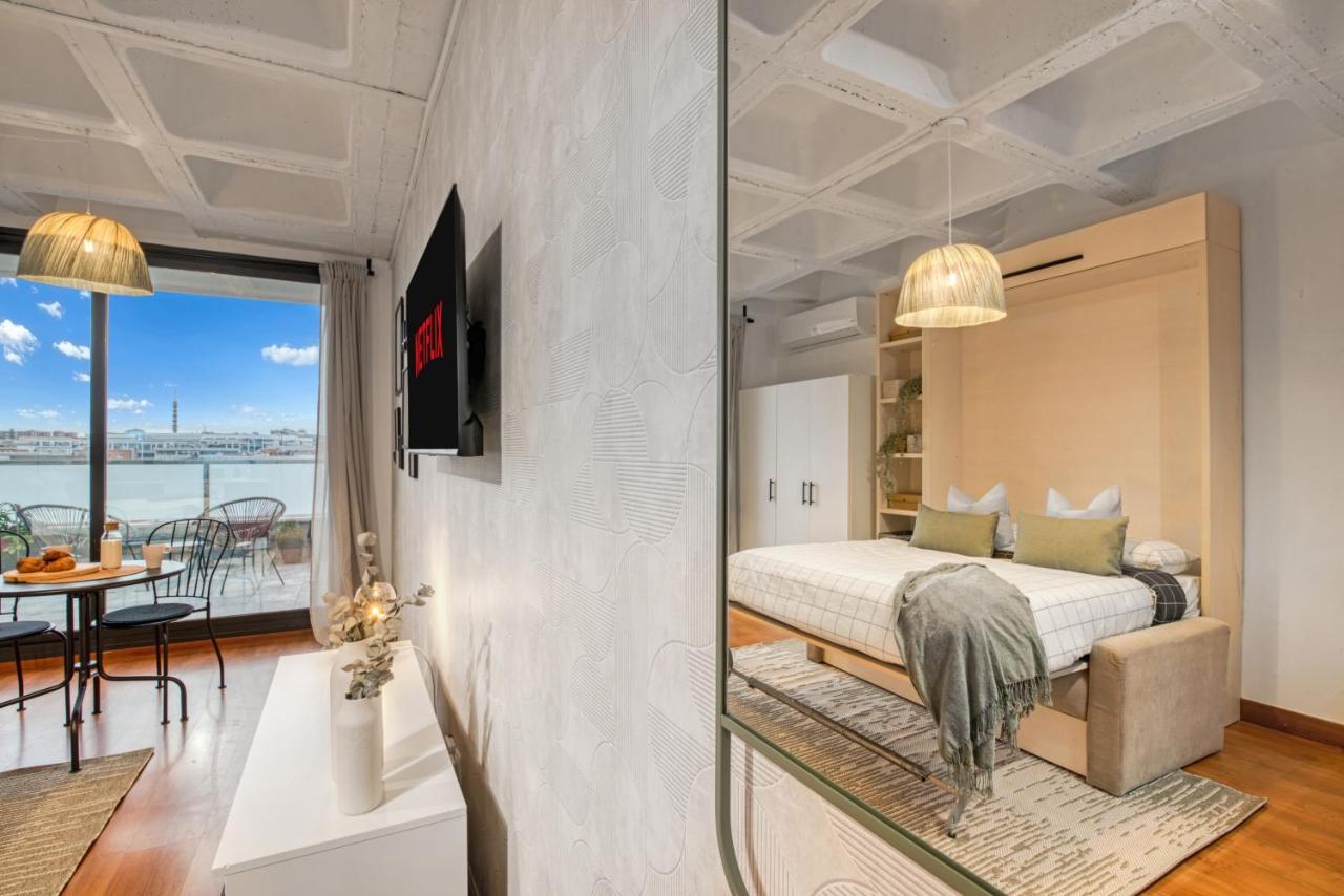 מדריד Cozy Penthouse, 20 Min To Downtown, Alcala Norte מראה חיצוני תמונה
