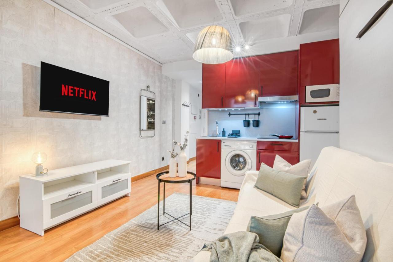 מדריד Cozy Penthouse, 20 Min To Downtown, Alcala Norte מראה חיצוני תמונה
