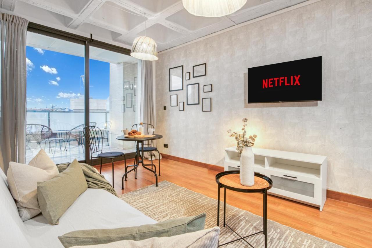 מדריד Cozy Penthouse, 20 Min To Downtown, Alcala Norte מראה חיצוני תמונה